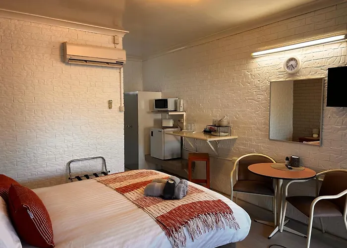Jillaroo Motor Inn