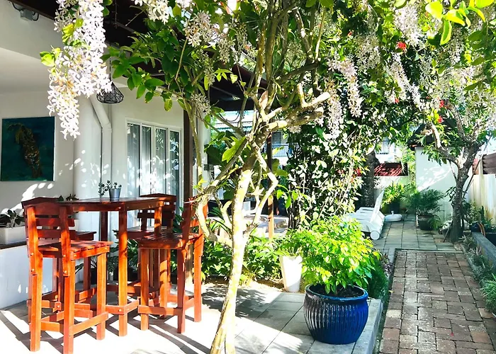 Villa Famiri Boutique Hotel