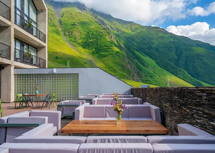 Step Inn - Kazbegi