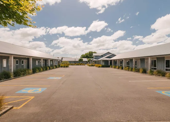 South Street West Motel