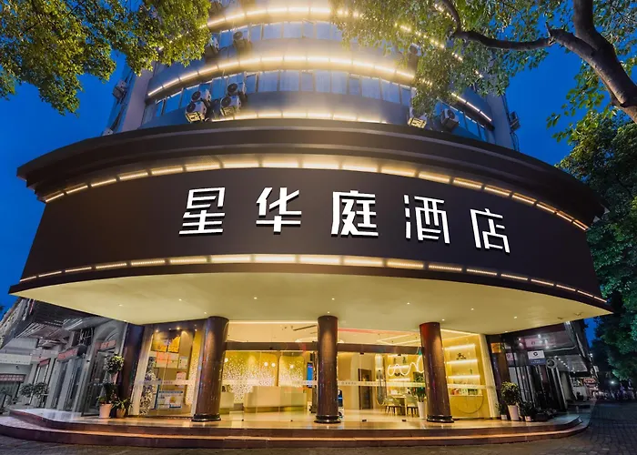 Xinhuating Business Hotel