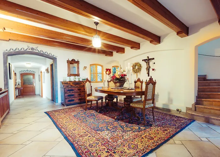 Amplatz 1523 - B&B And Suites