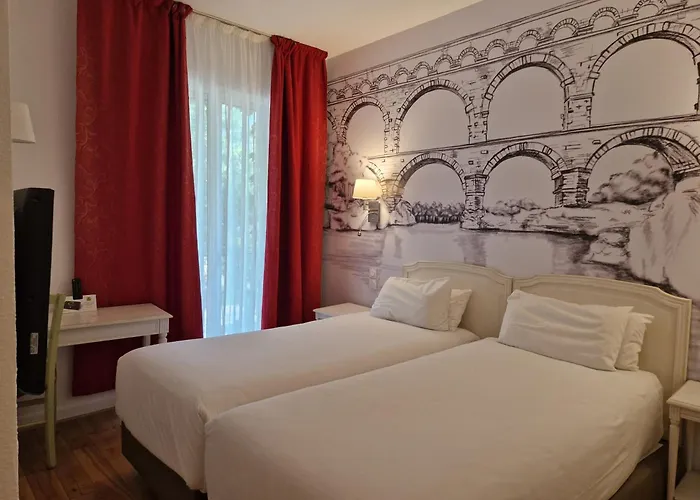 Logis Hotel Les Vignes Blanches