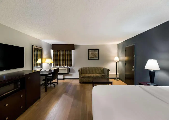 Clarion Hotel San Angelo Near Convention Center