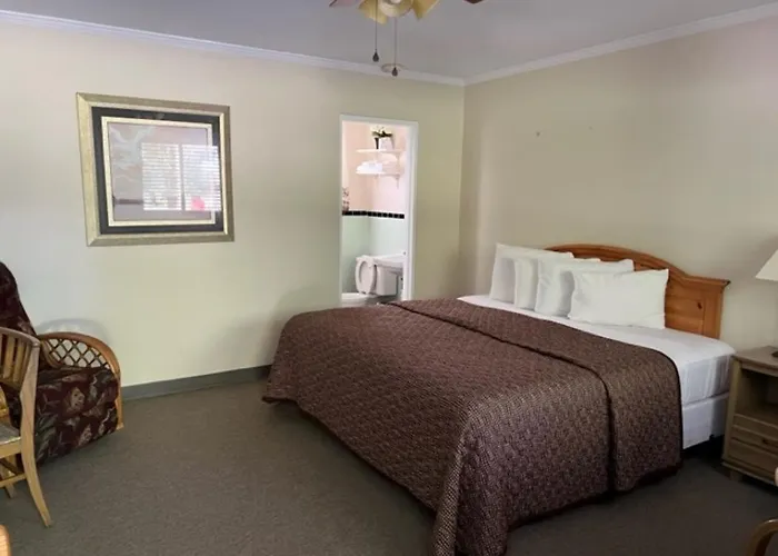 Rolling Brook Inn
