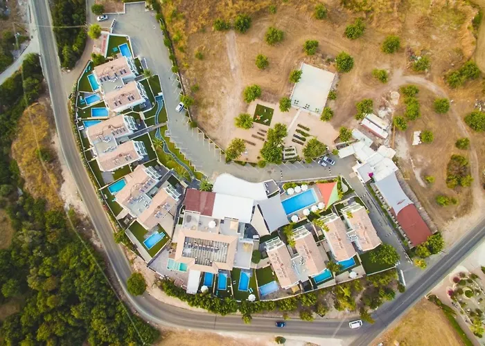 Latchi Escape Hotel And Suites