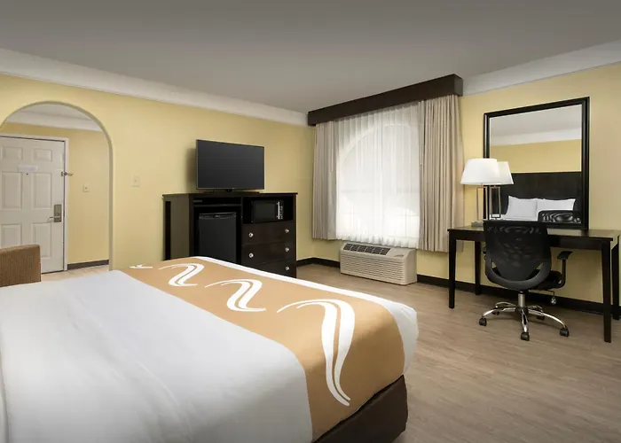 Quality Inn & Suites Gallup I-40 Exit 20