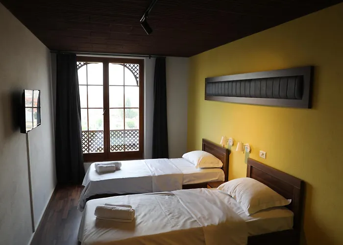 Hotel Hiserra