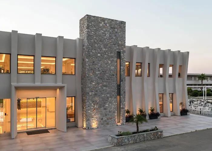 Lardos Bay Hotel