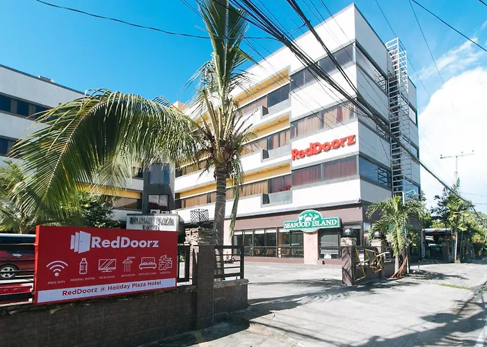 Holiday Plaza Hotel Tuguegarao City