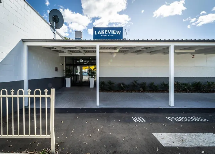Lakeview Hotel Motel