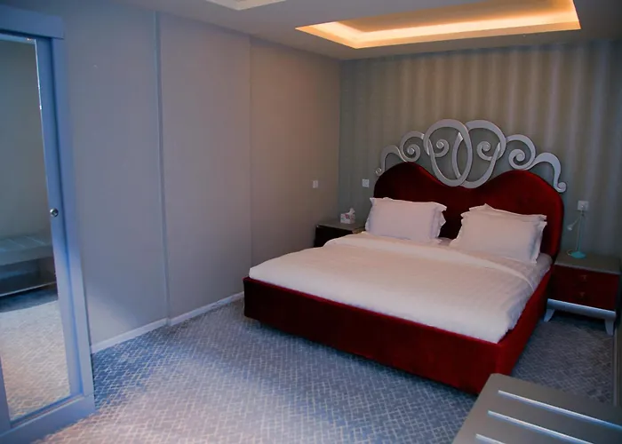 Sharz Hotel