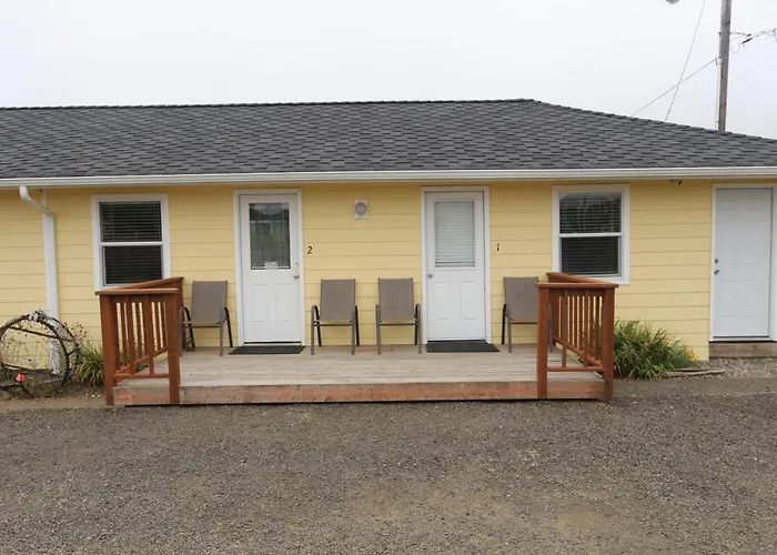 The Lowtide Motel