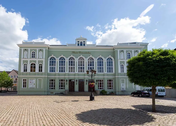 Hotel Mauritius - Im Herzen von Crimmitschau - Frühstück buchbar - Restaurant - Café - Fahrradbox