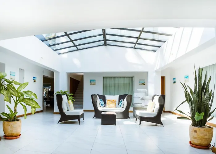 Searenity Beach Villa