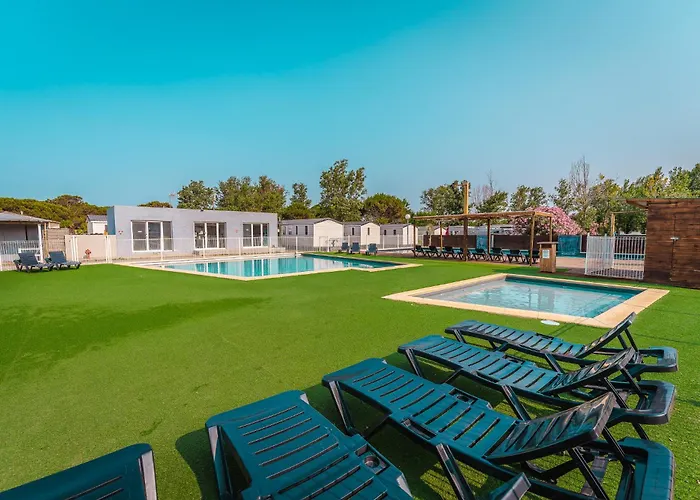 Camping Le Roucan West