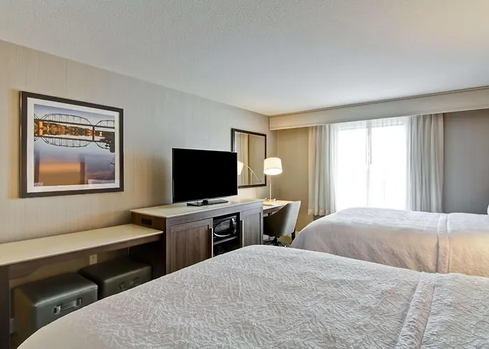 Hampton Inn & Suites By Hilton Saskatoon Airport