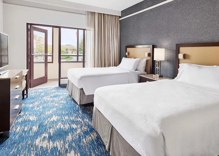 Embassy Suites By Hilton Alexandria Old Town