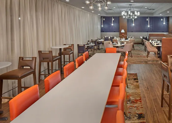 Doubletree By Hilton Little Rock