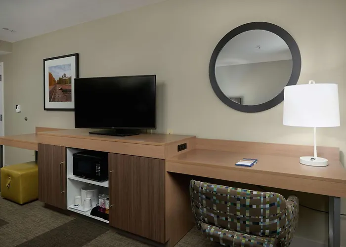 Hampton Inn & Suites Rogers