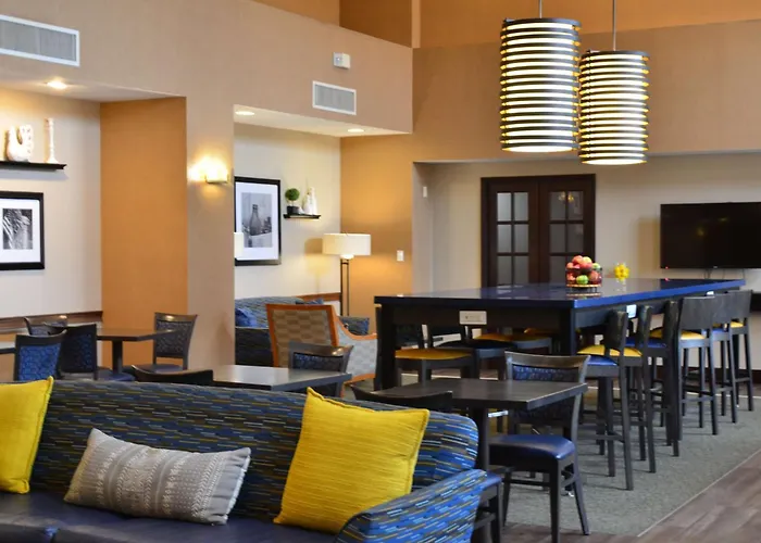 Hampton Inn & Suites Madisonville