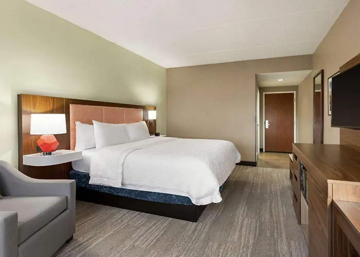 Hampton Inn & Suites Frederick/Fort Detrick