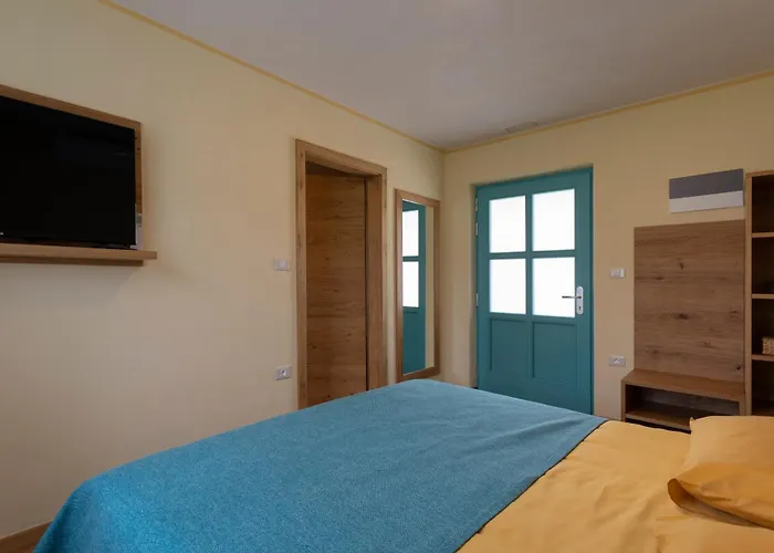 Kamp Brda Camping And Rooms
