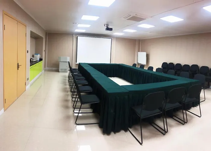 Jinjiang Inn Select Zhenjiang Wanda Plaza Xijindu