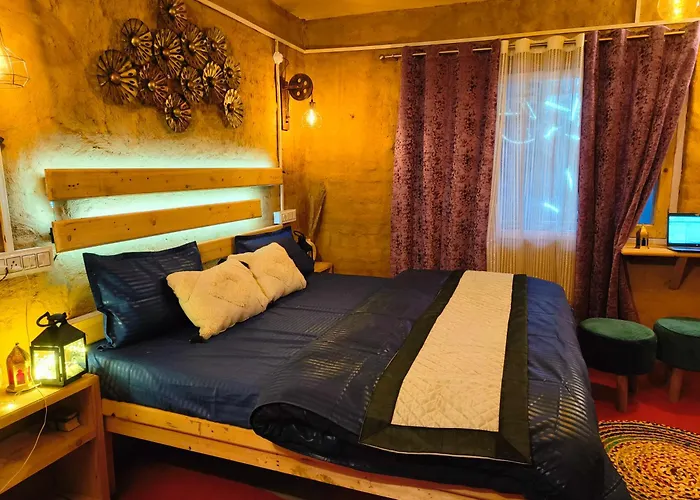Mud Stays