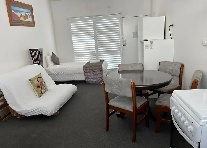 Mornington Motel