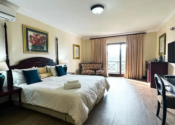 Far Hills Country Hotel