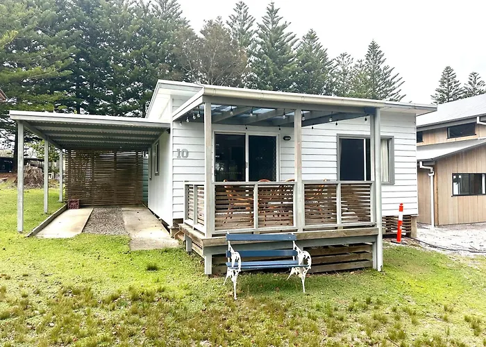 Kioloa Beach Cabins