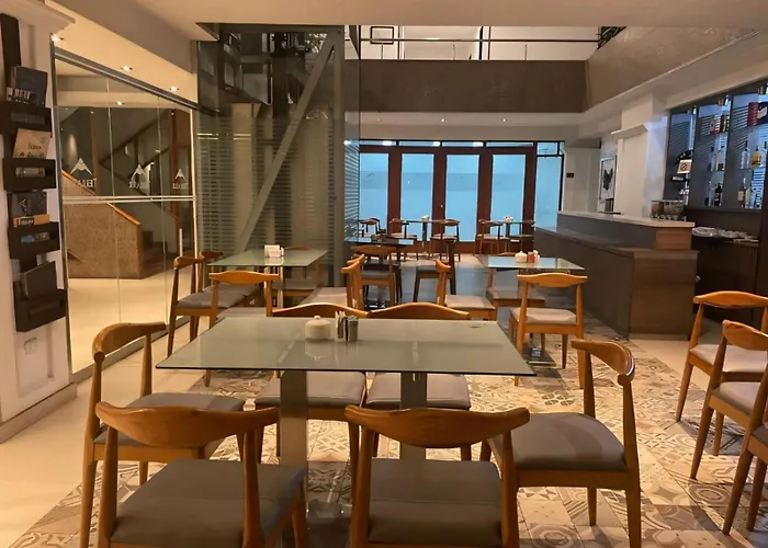 Hotel Tierrasur