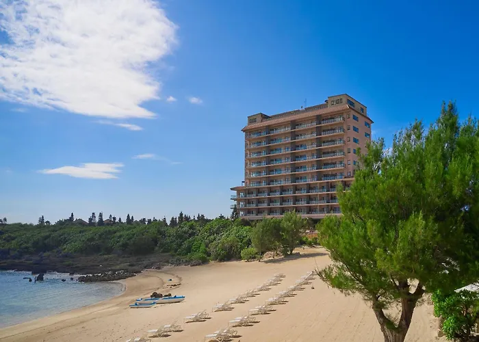 Hotel Shigira Mirage Beach Front