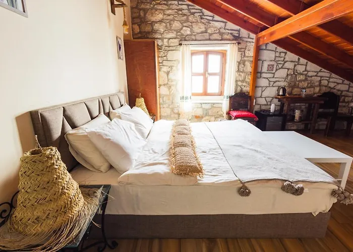 Lavantali Konak Otel Restoran