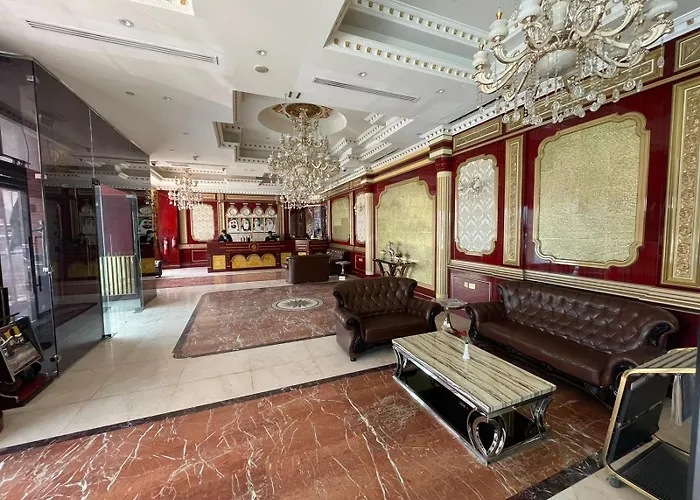 Clifton International Hotel