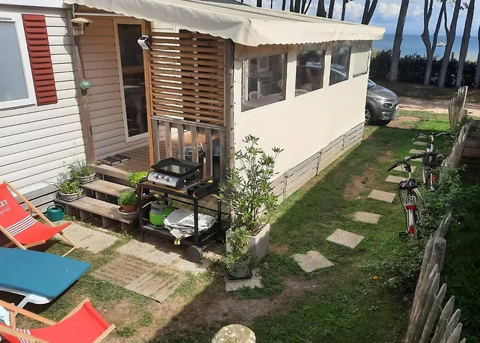 Camping Quiberon - Mobilhomes Bord De Mer, Conguel