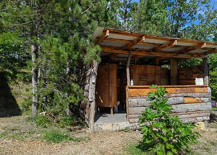 Eco Camp Supot