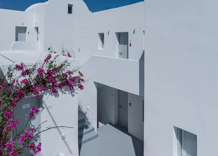 Cycladic Suites & Spa
