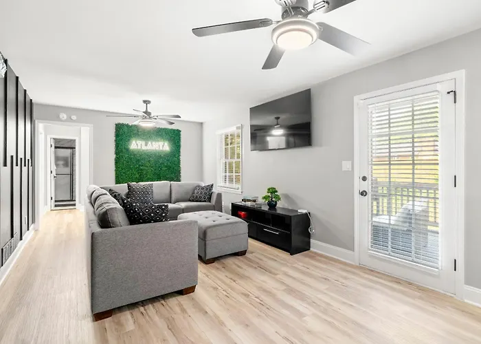Atlanta Elegant 6Br Home Perfect For Groups & Families Sleeps 18