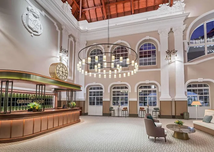 Canfranc Estacion, A Royal Hideaway Hotel - Gran Lujo