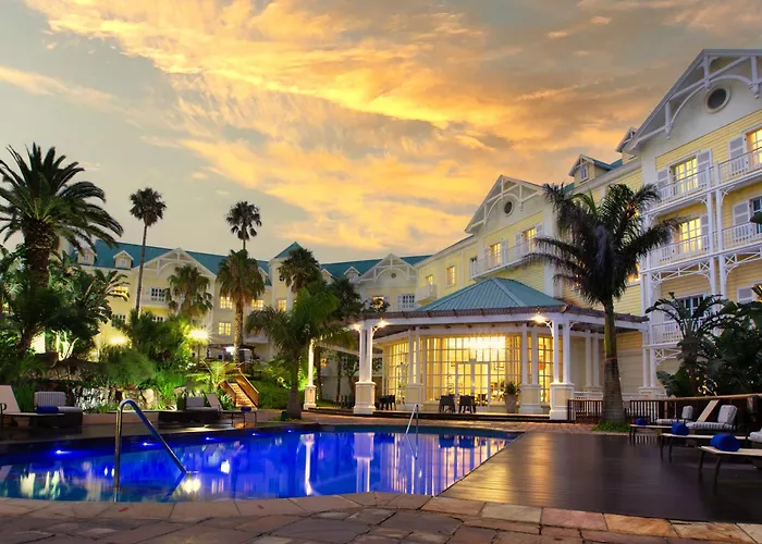 Hemingways Hotel
