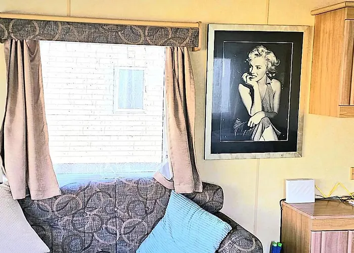 J.R. Holiday Homes