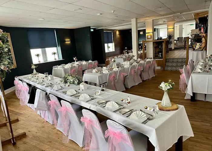 Waverley Hotel