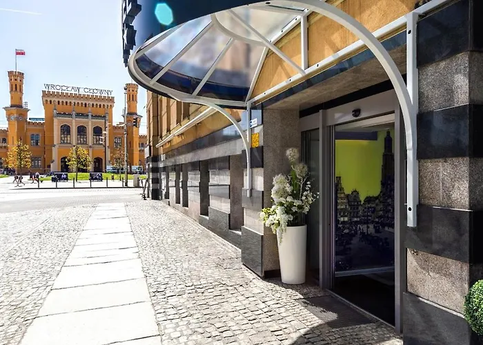 Hotel Sofia By The Railway Station Wroclaw