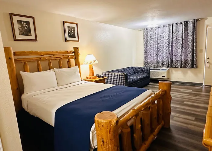 Northwoods Motel