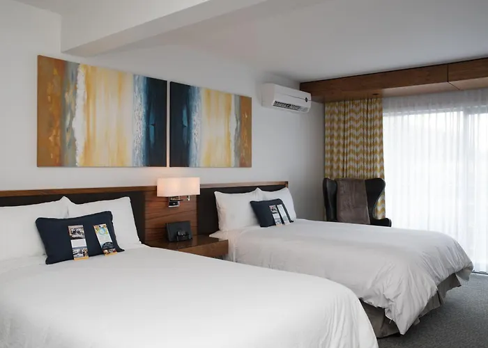 Qualicum Beach Inn