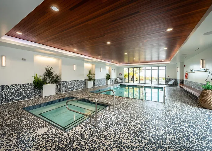 Qualicum Beach Inn