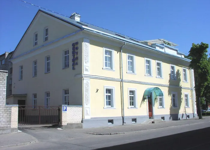Central Hotel
