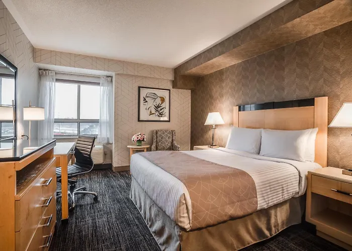 Monte Carlo Inn Barrie - Newly Renovated